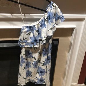 Formal one shoulder dress